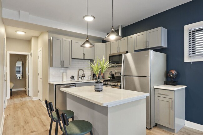 Photo - 1009 Front St Unit ID1366949P