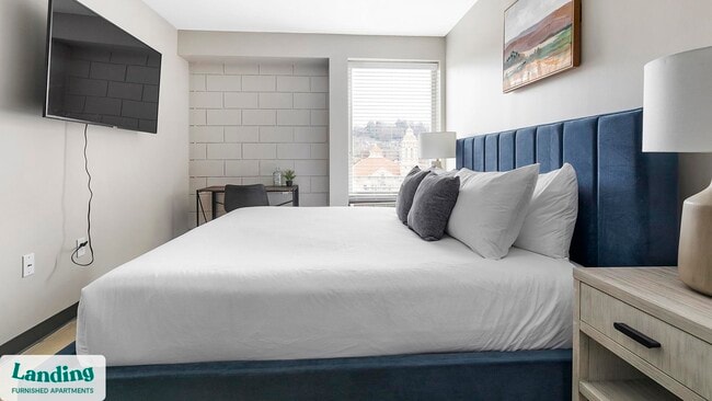 Photo - 2021 10th Ave S Unit 701