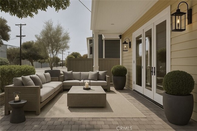 Building Photo - 431 Iris Ave