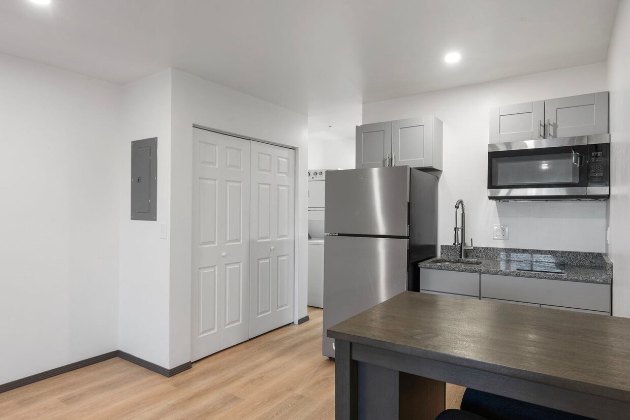 Floor Plan - Studio F 