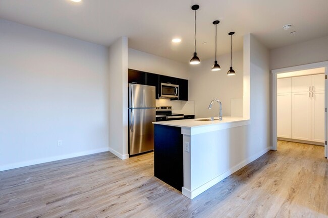 1 Bedroom Kitchen and Dinning - Marquee Living