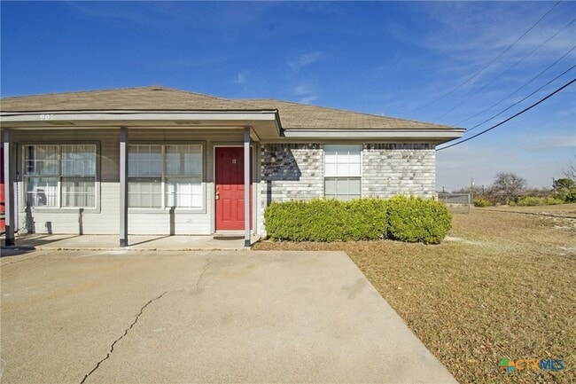Photo - 907 North Dr Unit B