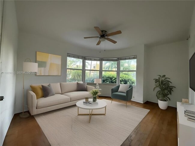 Photo - 315 W 28th St Unit 1