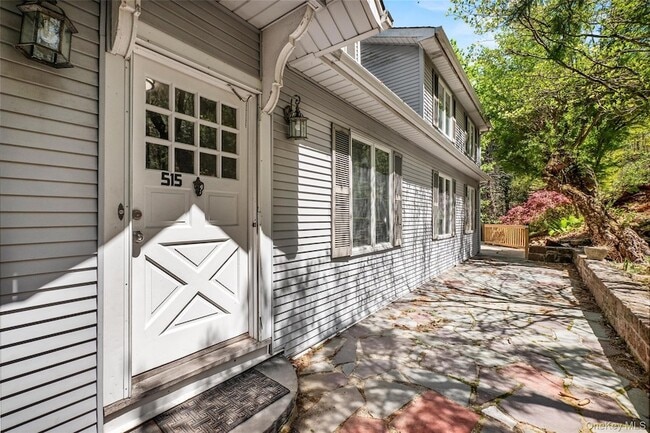 Photo - 515 Mountainview Ave