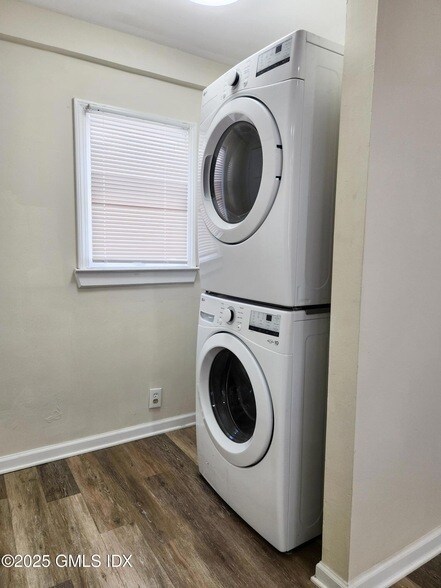 30 Woodland Dr Unit 1st fl Apartment - Image