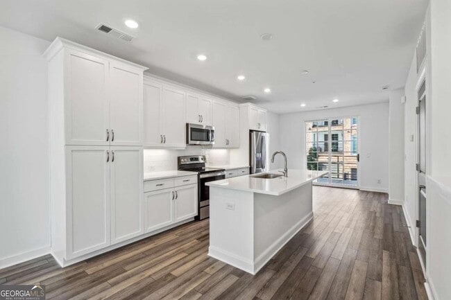 Photo - 432 Burton Dr