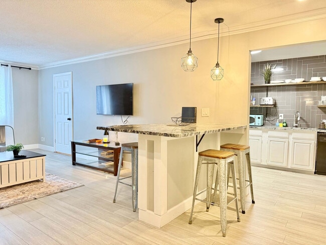 Photo - 215 Piedmont Ave NE Unit ID1299367P