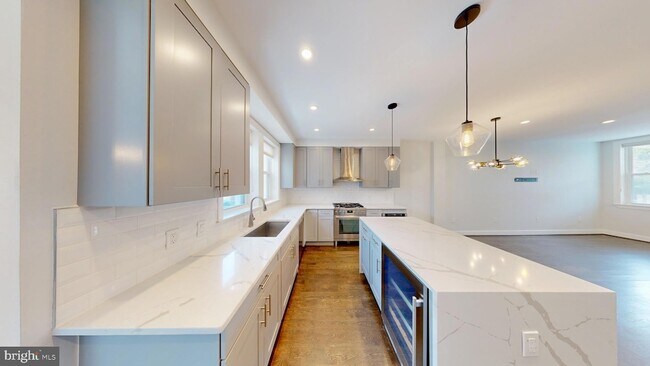 Photo - 4023 New Hampshire Ave NW