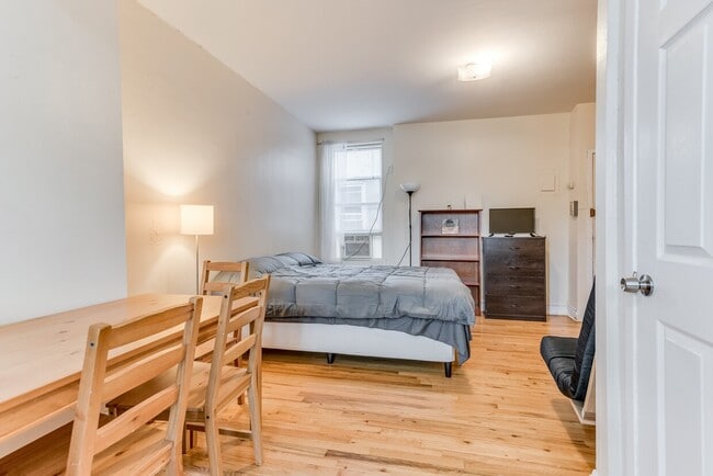 Photo - 41-32 53rd Street