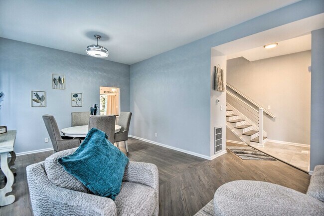 Photo - 740 W 31st St Unit SI ID1385862P