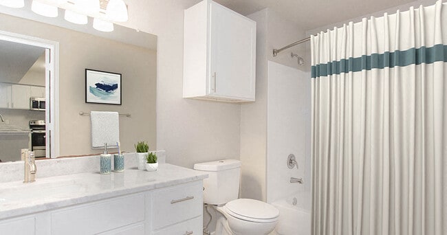 Photo - Willow Lake Apartments