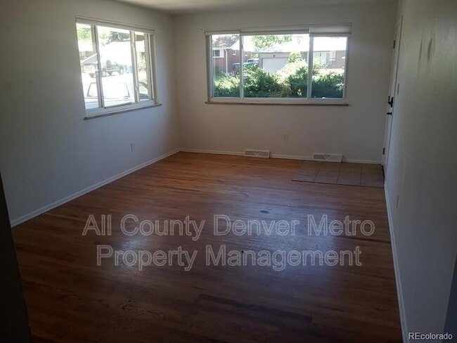Photo - 1610 S Allison St