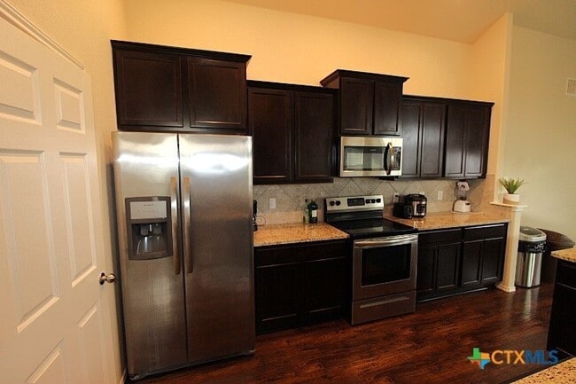 Photo - 1406 Lubbock Dr