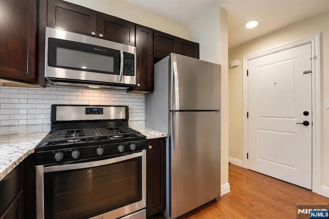 Photo - 210 Hackensack St Unit A