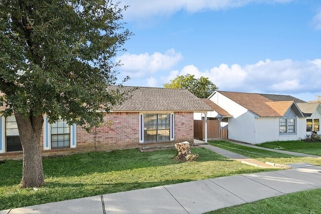 Photo - 6033 Dooley Dr