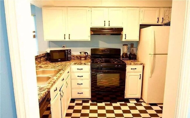 Photo - 852 Glynn Oaks Dr