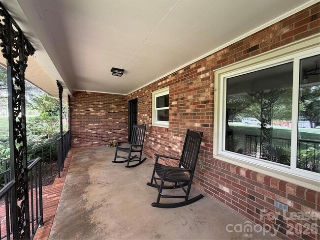 Photo - 1130 Turnersburg Hwy