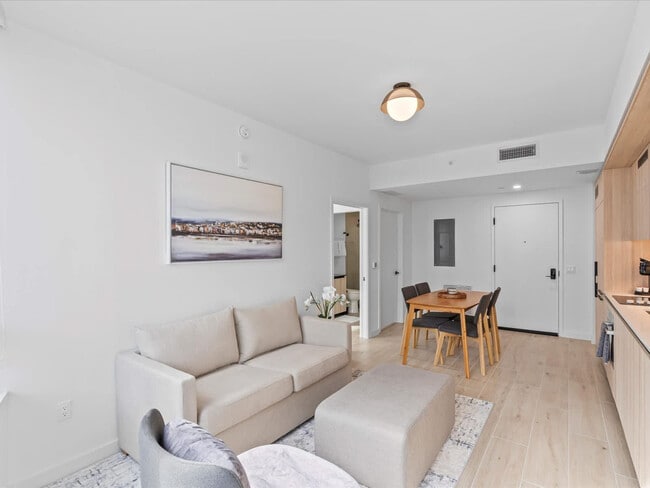 Photo - 225 N Miami Ave Unit SI ID1373685P