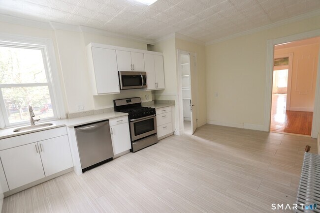 Photo - 235 Wooster St Unit 2