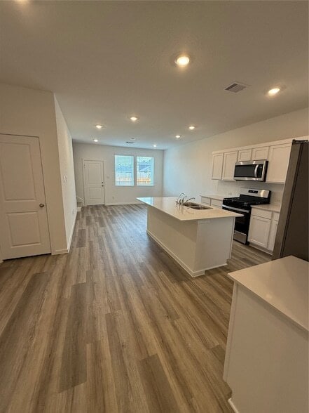 Photo - 1002 Moon Drop Ln