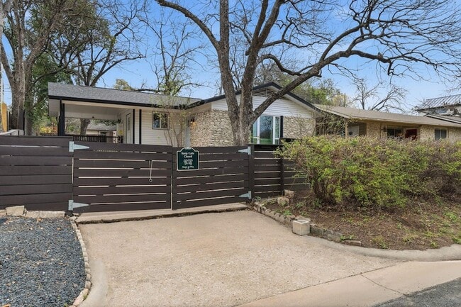 Building Photo - 2905 Brinwood Ave