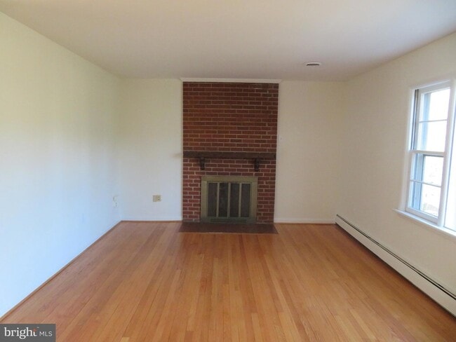 Photo - 26 Lakeside Dr