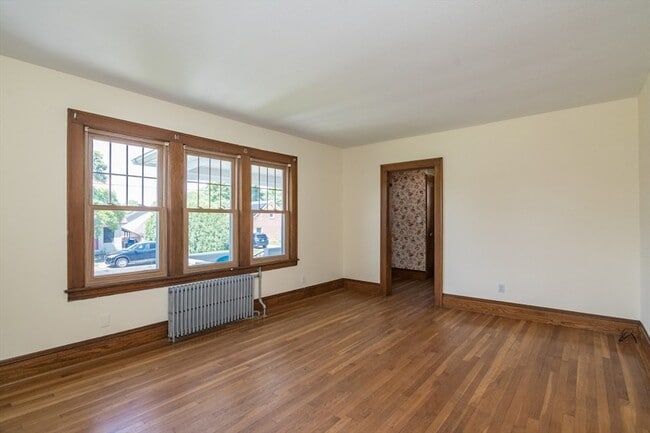 Photo - 47 Pleasant St