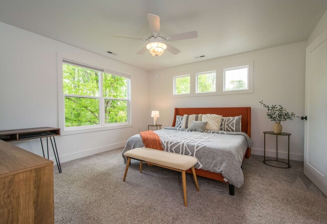 Photo - 1243 Pine Spring Dr Unit SI ID1597180P