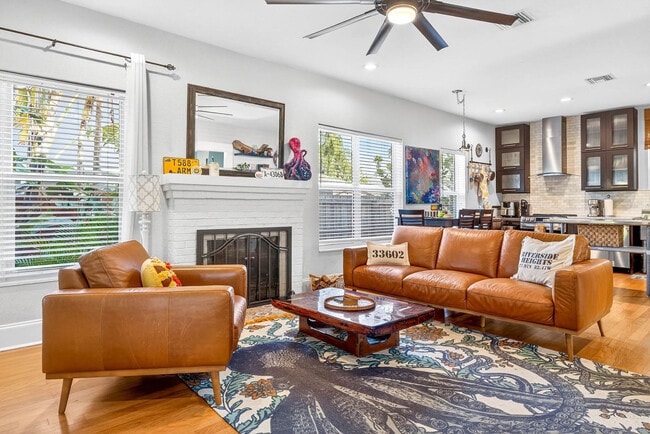 Building Photo - 2705 N Poplar Ave Unit SI ID1466151P