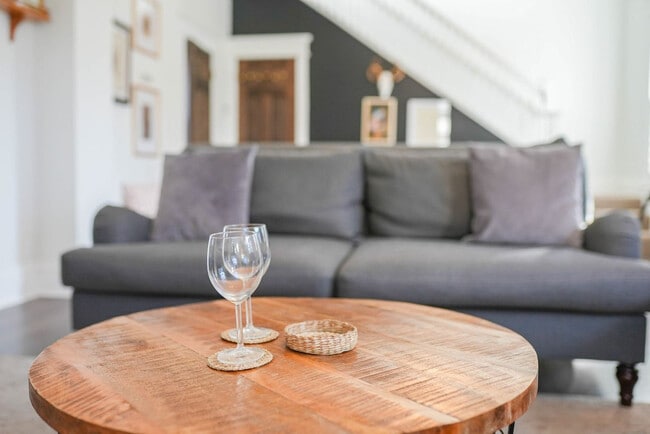 Building Photo - 1420 N 3rd St Unit ID1241321P