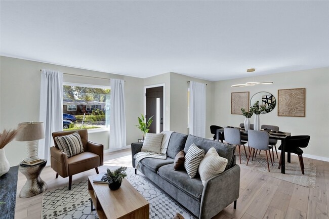 Building Photo - 10506 Sandra Lynn Dr