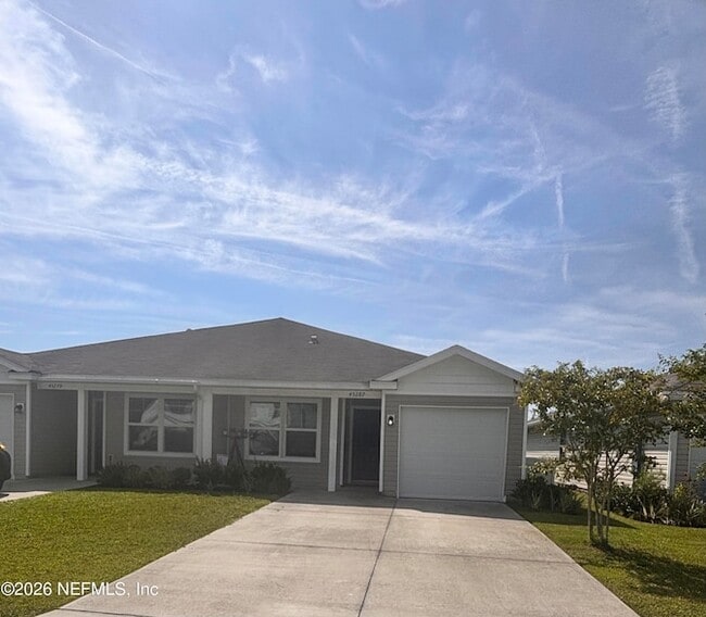 Building Photo - 45287 Red Brick Dr