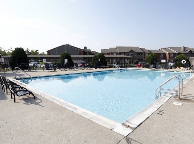 Building Photo - Keeneland Crest Apartments