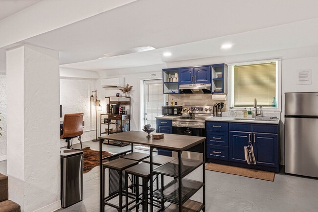 Photo - 2100 Cascade Rd Unit ID1237090P