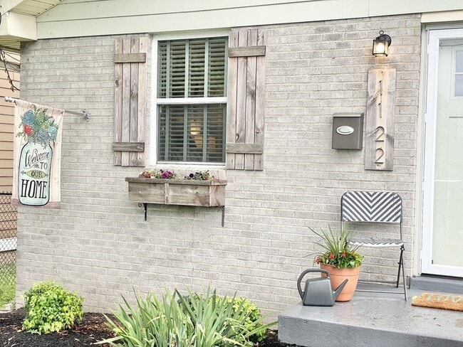 Photo - 1122 2nd Ave S