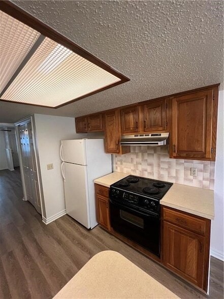 Photo - 320 S 11th Pl