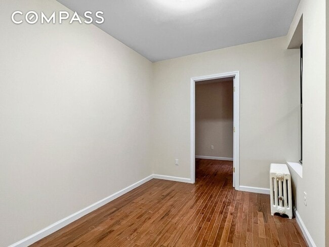 Photo - 270 E 78th St