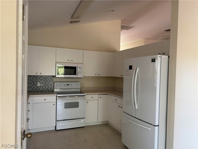 Photo - 4620 Varsity Cir