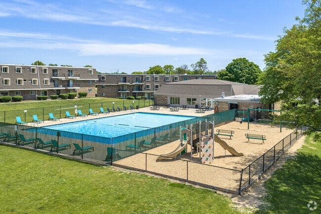 Building Photo - Aspen Ridge