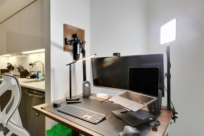 Photo - 18 10th St Unit FL9-ID278482P