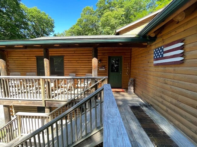 Photo - 303 W View Estates