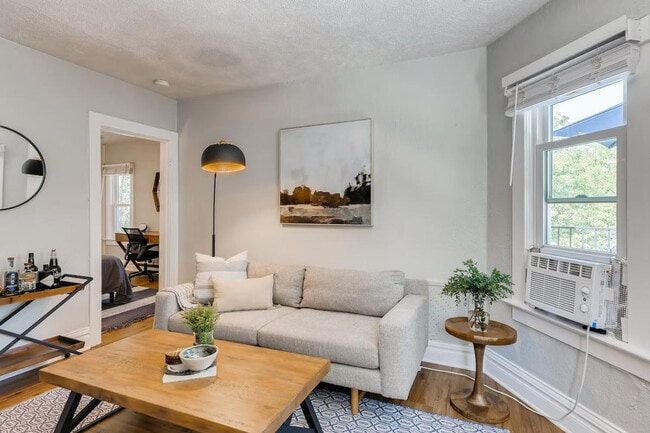 Photo - 601 S Pennsylvania St Unit ID1026263P