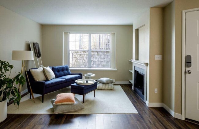 Building Photo - 17500 NW Cornell Rd Unit ID1280495P