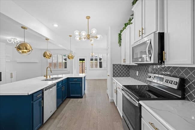 Building Photo - 1223 Mallard Creek Dr