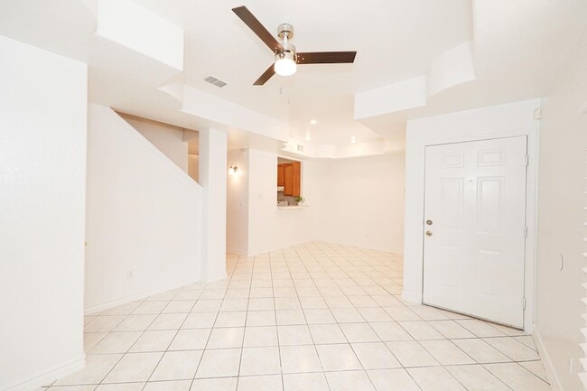 Photo - 1000 Ranchway Dr Unit 15