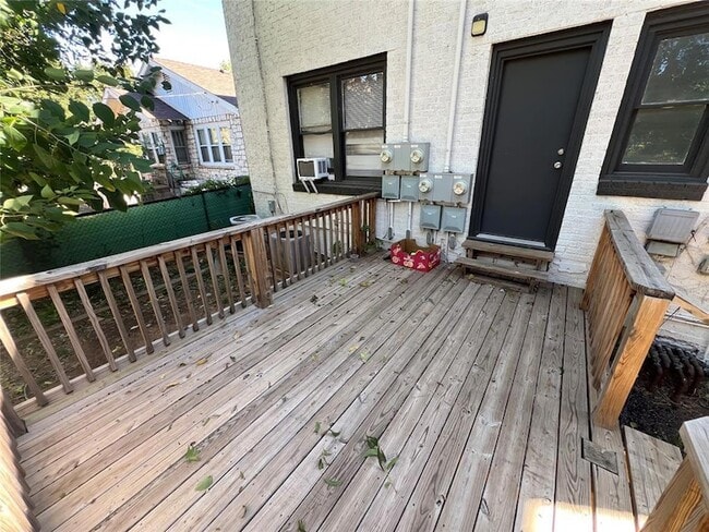 Photo - 3019 N Robinson Ave Unit 3021