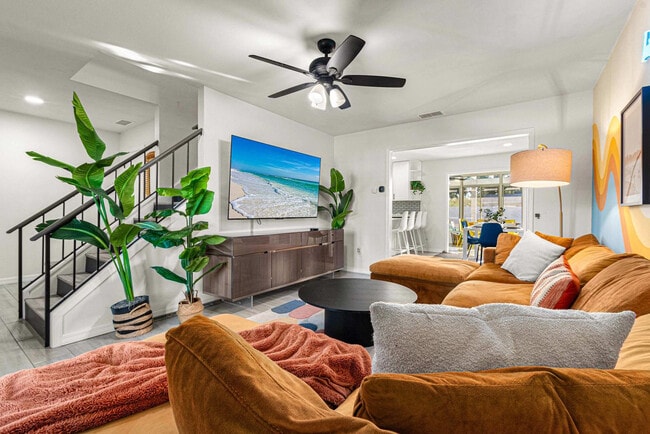 Building Photo - 971 Keene Rd Unit ID1032295P