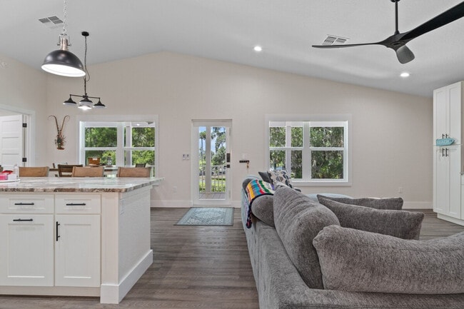 Photo - 10358 W Hein Trl Unit SI ID1472649P