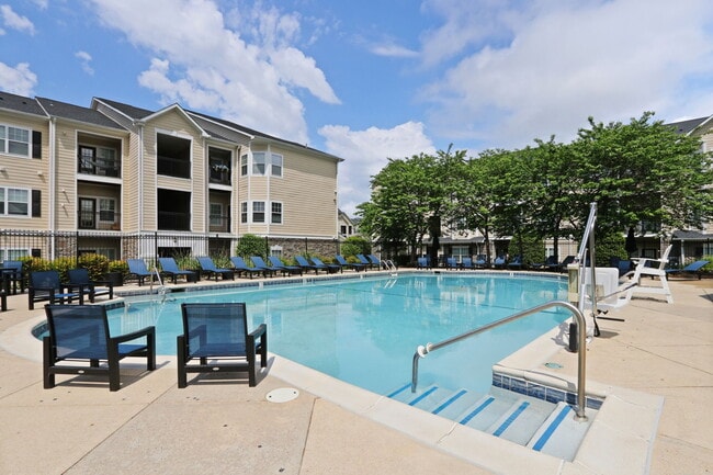 Building Photo - Mount Laurel Crossing