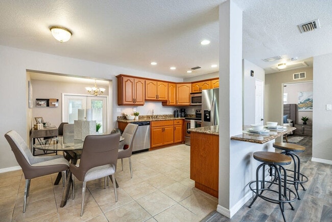 Photo - 2454 Whitman St Unit SI ID1023053P